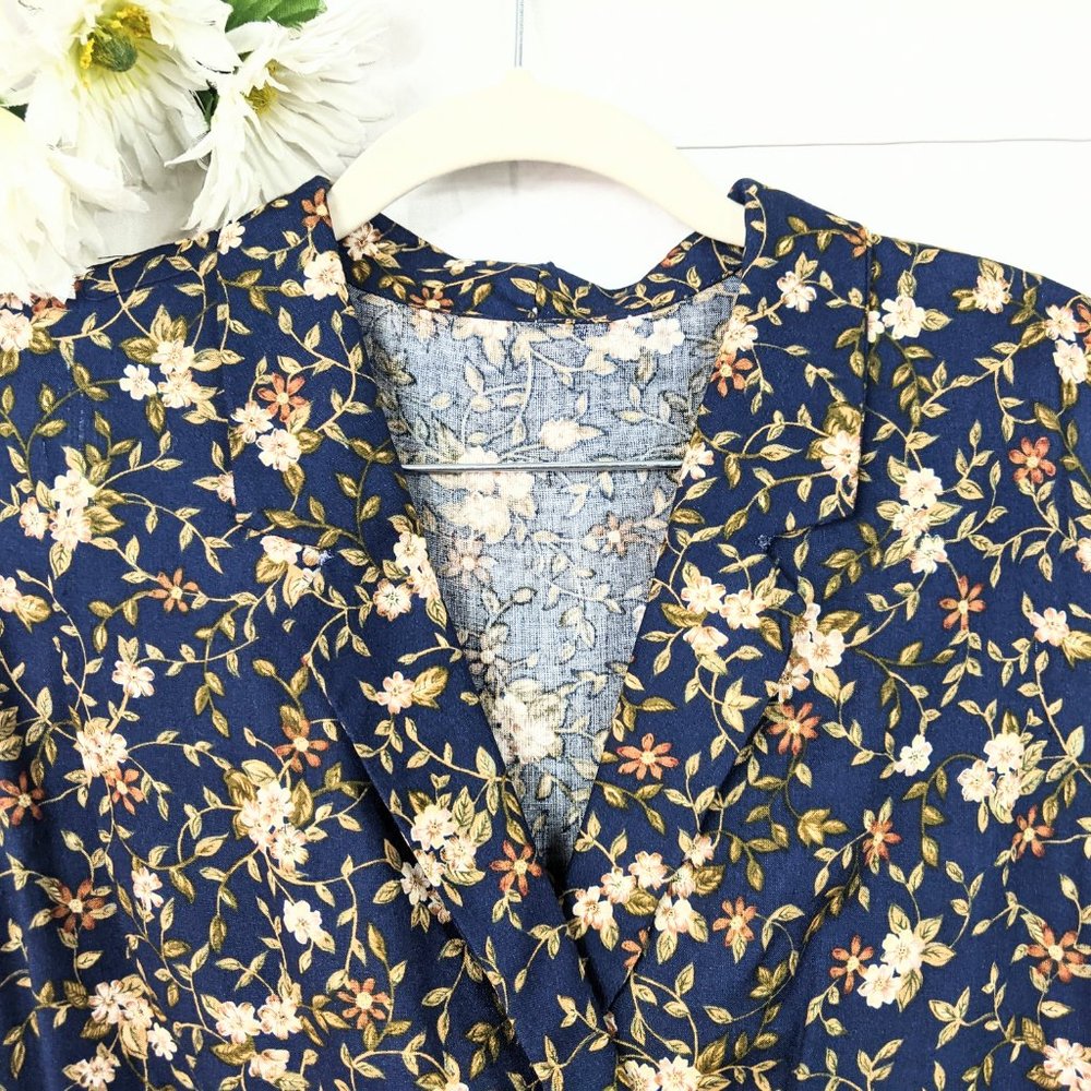 SOLD!!! Women's 90s Navy Floral Sleeveless Dress w/Pockets - Picture 2 of 7